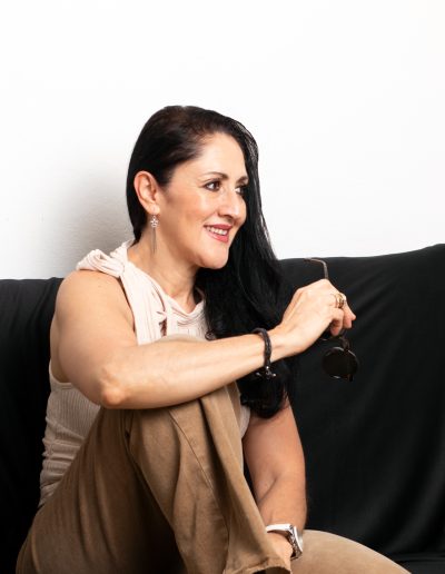 imagen, fotografo, cuernavaca, fotografos, morelos, sesiones,personales,DHII-mujer, mujer sentada con lentes